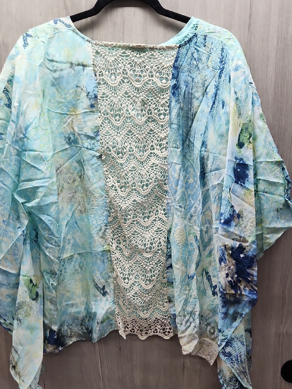 Chico's Sea Foam Green Multi-Color Abstract V-Neck Poncho. - Picture 4 of 12